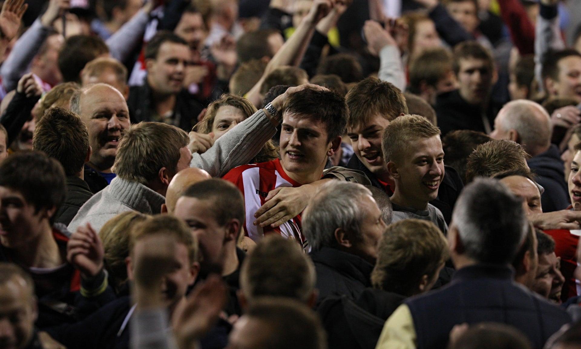 新闻层出不 新闻层出不