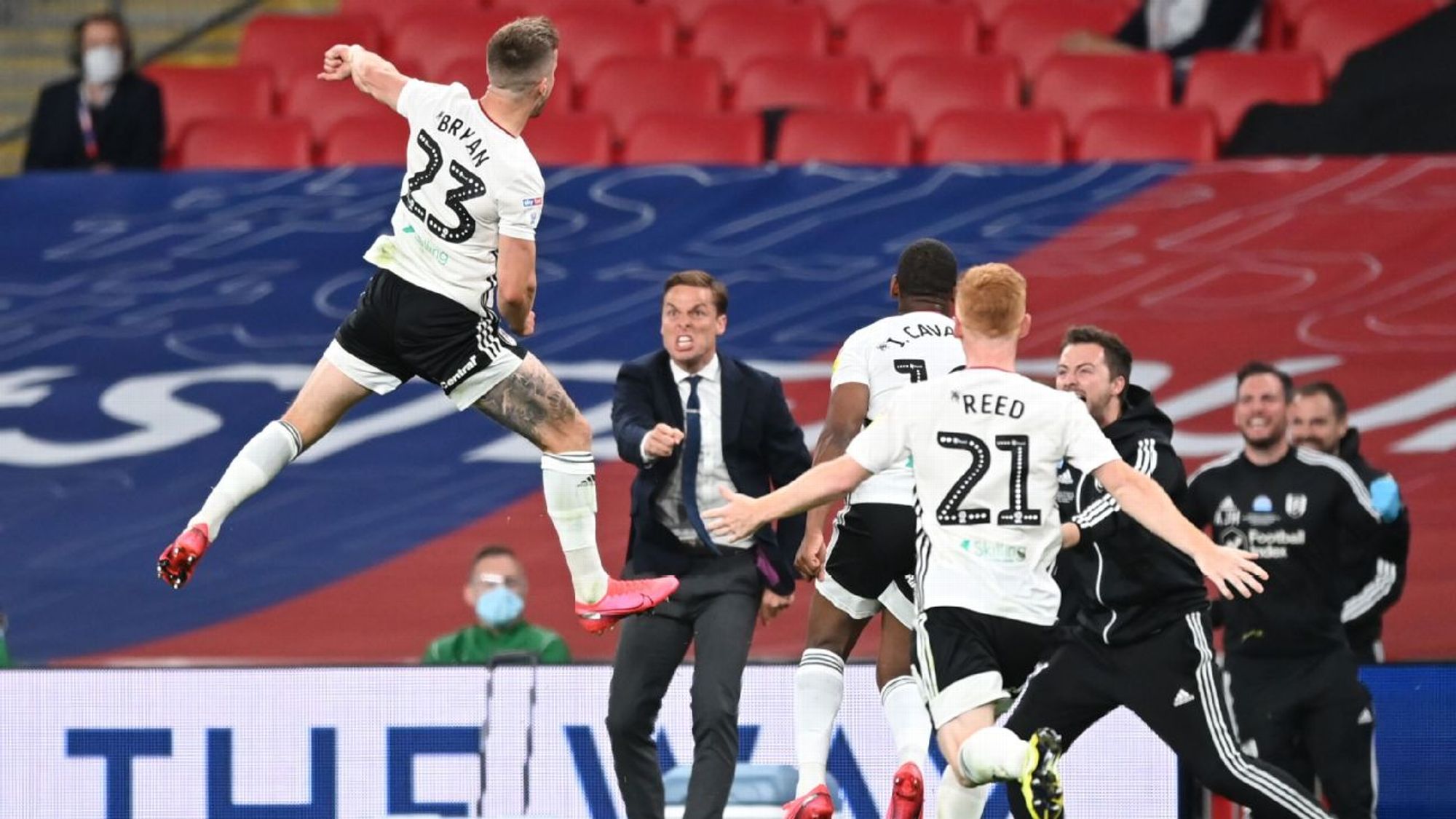 在当今足坛 在当今足坛